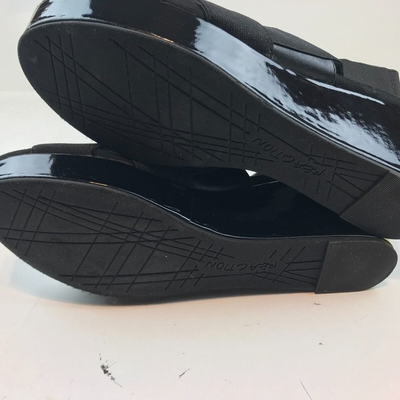 KENNETH COLE Reaction "Chip Shape" Peep-Toe Black Wedge 3" Heel Shoe Size 8.5 - Picture 4 of 5